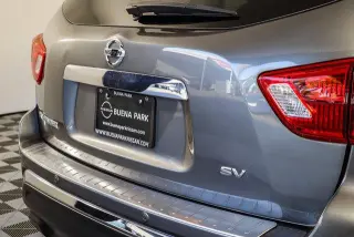 Nissan Pathfinder 2020 SV SUV de 4 puertas