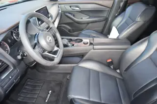 Nissan Rogue 2022 AWD SV 4dr Crossover