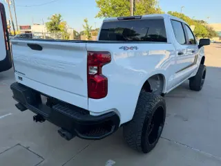 2019 Chevrolet SILVERADO 1500 CREW CAB