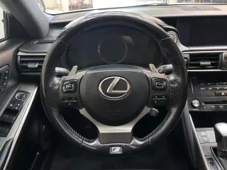 2018 LEXUS IS