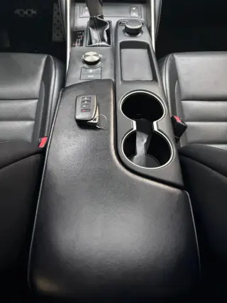 2018 LEXUS IS