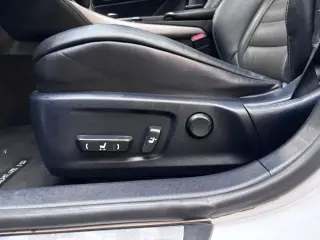 2018 LEXUS IS