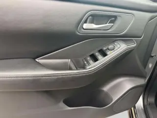 Nissan Rogue 2025 Tracción Total (AWD) SV de 4 puertas tipo Crossover