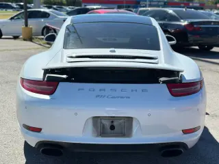 2015 PORSCHE 911