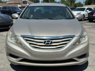 2011 HYUNDAI SONATA