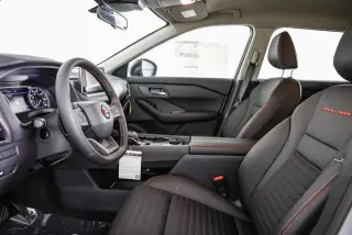 Nissan Rogue 2025 AWD SV 4 puertas Crossover