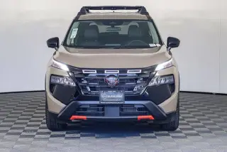 Nissan Rogue 2025 AWD SV 4 puertas Crossover
