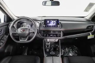 Nissan Rogue 2025 AWD SV 4 puertas Crossover
