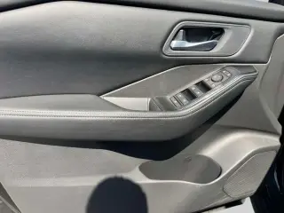 Nissan Rogue 2026 AWD SV de 4 puertas Crossover
