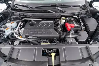 Nissan Rogue 2025 AWD SV 4 puertas Crossover