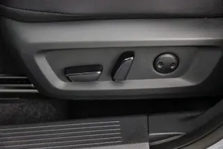 Nissan Rogue 2025 AWD SV 4 puertas Crossover