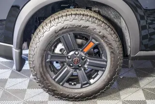 Nissan Rogue 2025 AWD SV 4 puertas Crossover