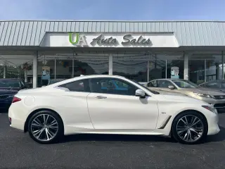 2017 INFINITI Q60