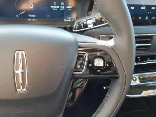 Lincoln Corsair 2024 AWD Premiere 4dr SUV
