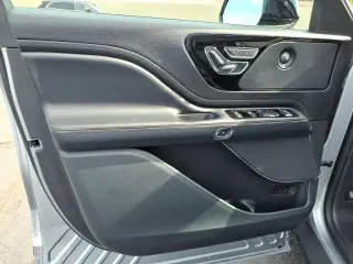 Lincoln Aviator 2023 Tracción en las Cuatro Ruedas Reserve SUV de 4 puertas