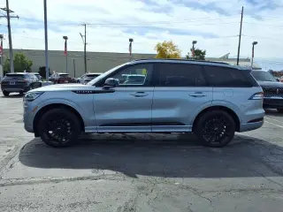 Lincoln Aviator 2023 Tracción en las Cuatro Ruedas Reserve SUV de 4 puertas