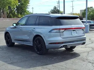 Lincoln Aviator 2023 Tracción en las Cuatro Ruedas Reserve SUV de 4 puertas