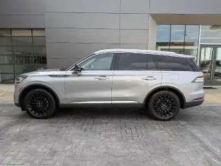 Lincoln Aviator 2024 Premiere SUV de 4 puertas