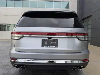 Lincoln Aviator 2024 Premiere SUV de 4 puertas