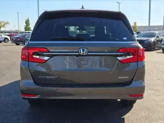 Honda Odyssey 2023 Touring 4p Mini-Van