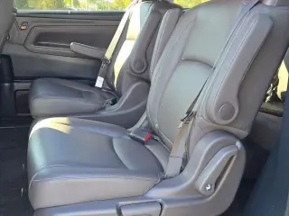 Honda Odyssey 2023 Touring 4p Mini-Van
