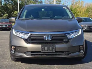 Honda Odyssey 2023 Touring 4p Mini-Van
