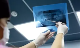 DENTISTA COSMETICO
