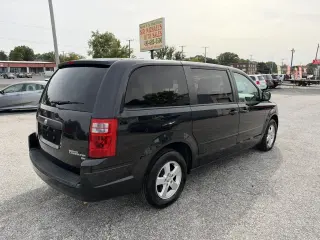 2010 Dodge Grand Caravan SE