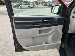 2010 Dodge Grand Caravan SE