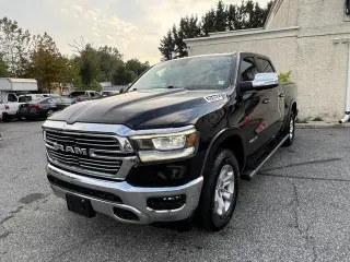 2021 RAM 1500 Laramie 4x4 Crew Cab 5'7" Box