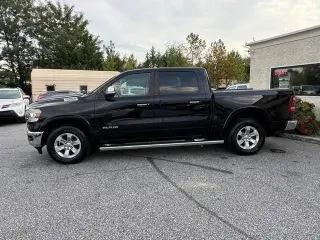 2021 RAM 1500 Laramie 4x4 Crew Cab 5'7" Box