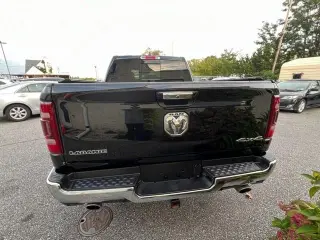 2021 RAM 1500 Laramie 4x4 Crew Cab 5'7" Box