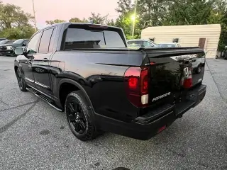 2017 Honda Ridgeline Black Edition 4x4 Crew Cab 5.3' Bed