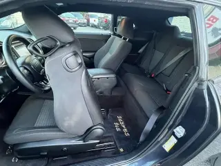 2019 Dodge Challenger SXT RWD