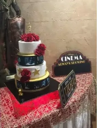 SALON REAL