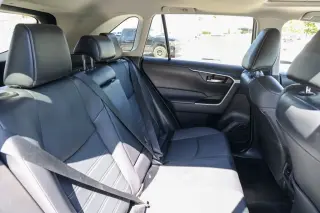 Toyota RAV4 Hybrid 2022 4x4 XLE Premium 4p SUV