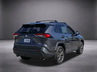 Toyota RAV4 Hybrid 2022 4x4 XLE Premium 4p SUV