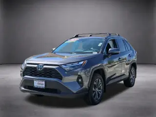 Toyota RAV4 Hybrid 2022 4x4 XLE Premium 4p SUV
