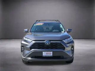 Toyota RAV4 Hybrid 2022 4x4 XLE Premium 4p SUV