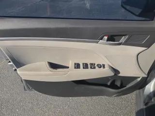 2017 Hyundai Elantra SE 2.0L Auto (Ulsan Plant)