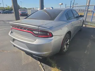 2017 Dodge Charger SXT RWD