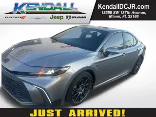 Toyota Camry 2025 SE 4dr Sedán