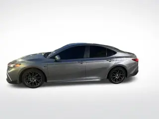 Toyota Camry 2025 SE 4dr Sedán