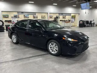 Toyota Camry 2025 LE 4p Sedan