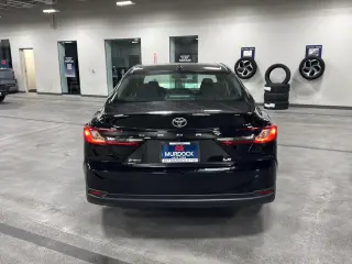 Toyota Camry 2025 LE 4p Sedan