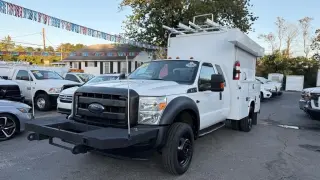 2016 Ford Super Duty F-550 DRW 2WD SuperCab 162" WB 60" CA XL