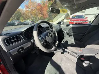 2015 Volkswagen Jetta Sedan SE