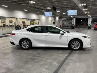 Toyota Camry 2026 LE 4p Sedan