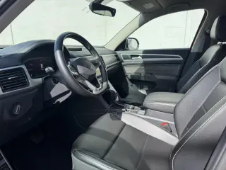 2022 Volkswagen Atlas 3.6L V6 SE w/Technology 4MOTION