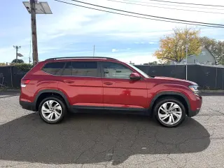 2022 Volkswagen Atlas 3.6L V6 SE w/Technology 4MOTION